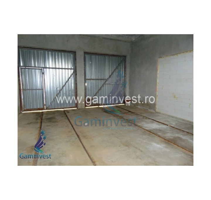 Complex de hale, cladire de birouri de vanzare,zona industriala Vest ,Oradea