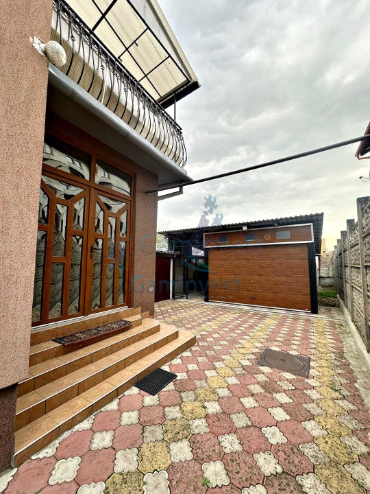 For sale! Building with commercial space and 2 apartments in Rogerius, Oradea, Bihor district