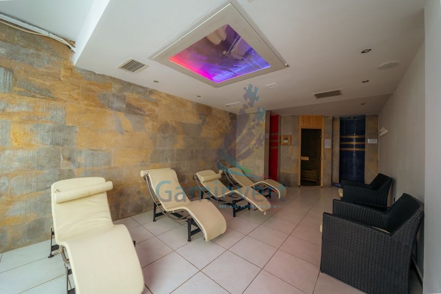 Afacere la cheie - Hotel 3*** de inchiriat cu SPA si piscina Baile 1 Mai, Bihor