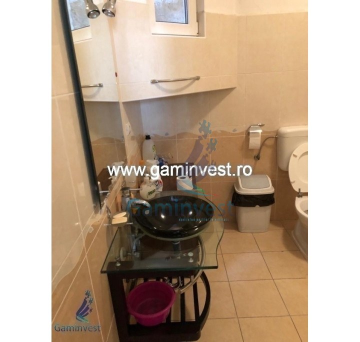 Commercial space for rent in house in Calea Clujului area, Oradea, Romania