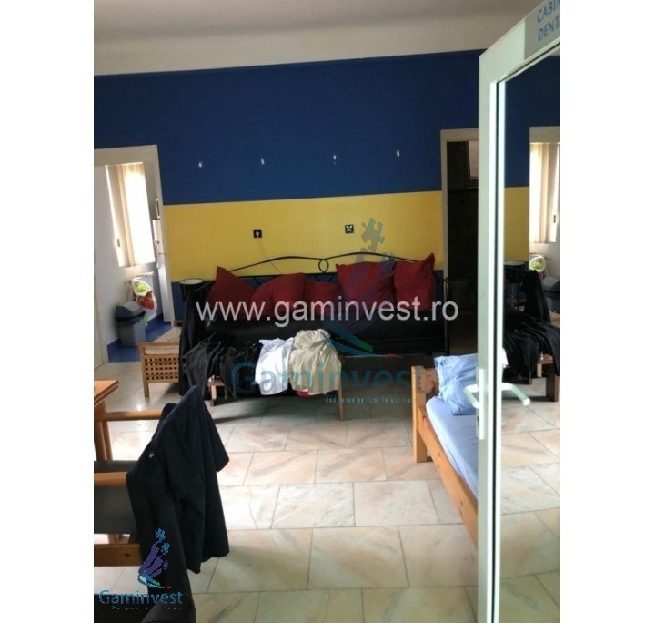 Commercial space for rent in house in Calea Clujului area, Oradea, Romania