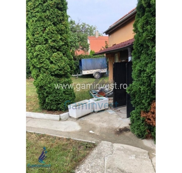 Commercial space for rent in house in Calea Clujului area, Oradea, Romania