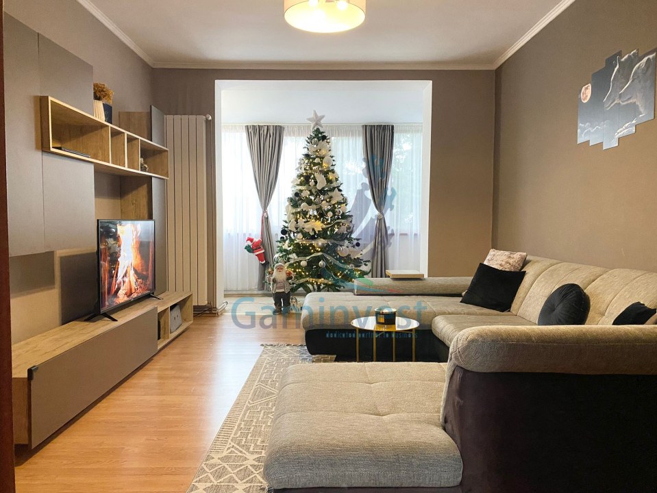 Apartament cu 3 camere de vanzare, zona centrala, Oradea, Bihor