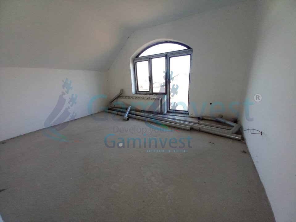 For sale villa near Oradea, Romania