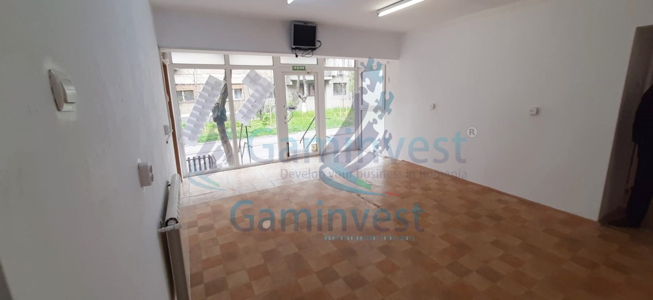 Doua proprietati - Spatiu comercial si apartament , Cartier Iosia, Oradea, Bihor