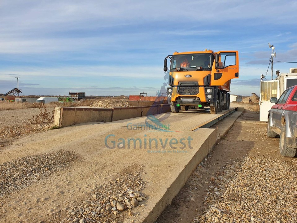 Gravel pit for sale with equipment, Oradea, Bihor county, Romania