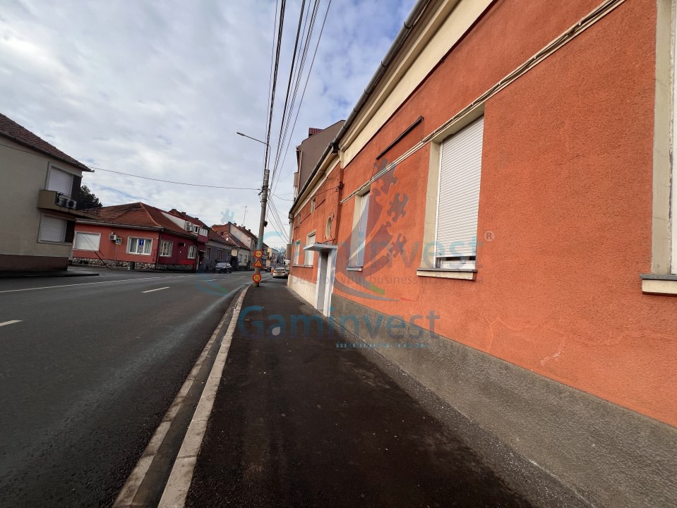 Cladire ultracentrala de vanzare, Oradea, Bihor