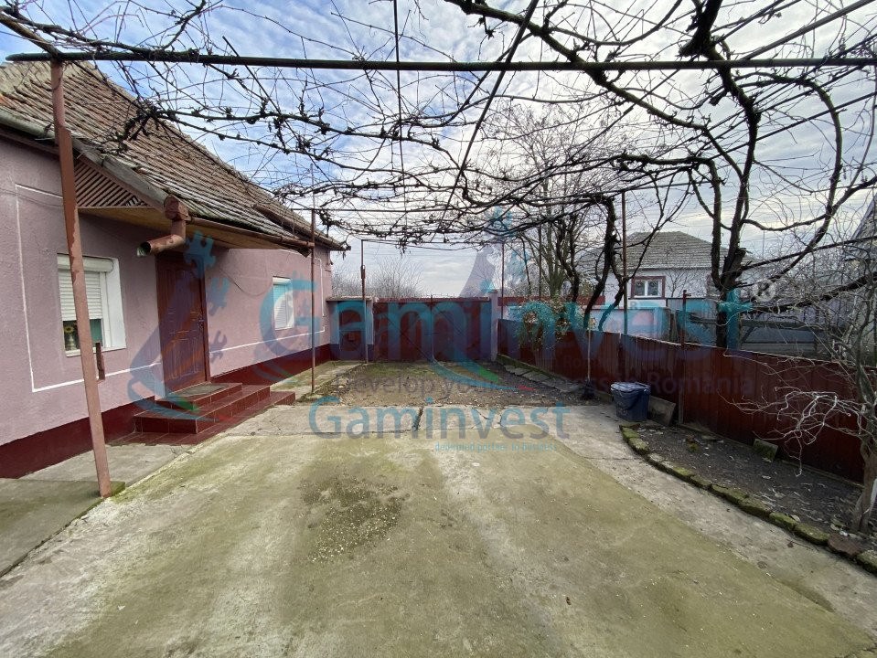Casa de vanzare la 15 km de Oradea, Bihor V3337
