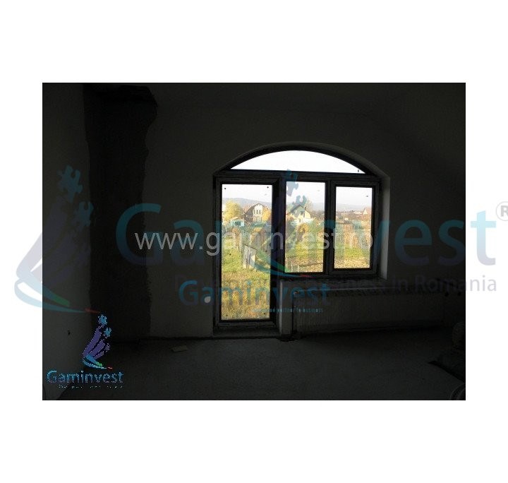 For sale villa near Oradea, Romania