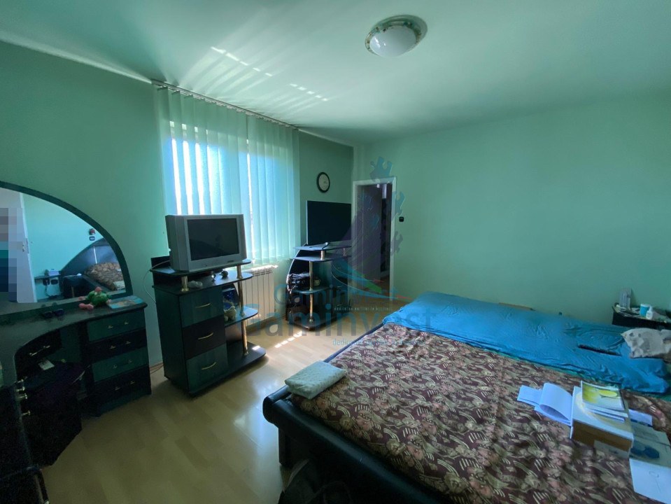 For sale! Villa with swimming pool, Olosig area, Oradea, Romania