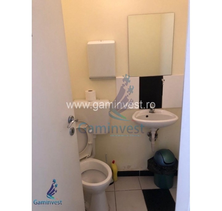 Commercial space for rent in house in Calea Clujului area, Oradea, Romania