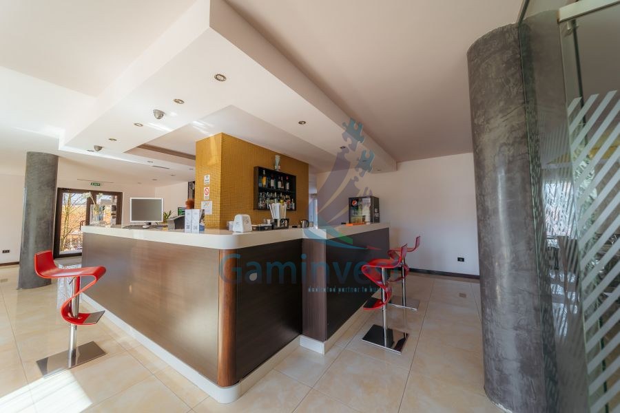 Afacere la cheie - Hotel 3*** de inchiriat cu SPA si piscina Baile 1 Mai, Bihor