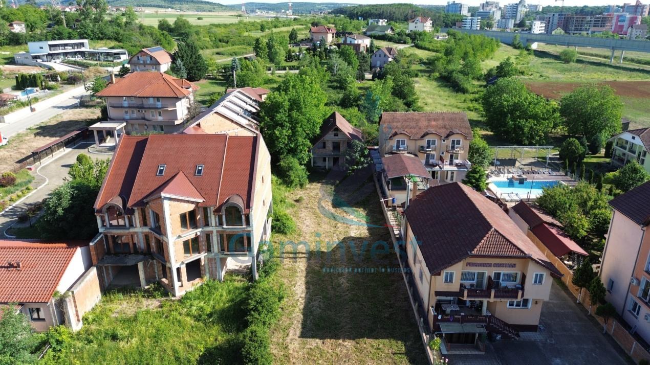 Casa si teren de vanzare, la 400 m de Aqua Park, Baile 1 Mai