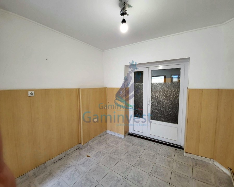 Apartament la casa cu 2 camere, central, Oradea