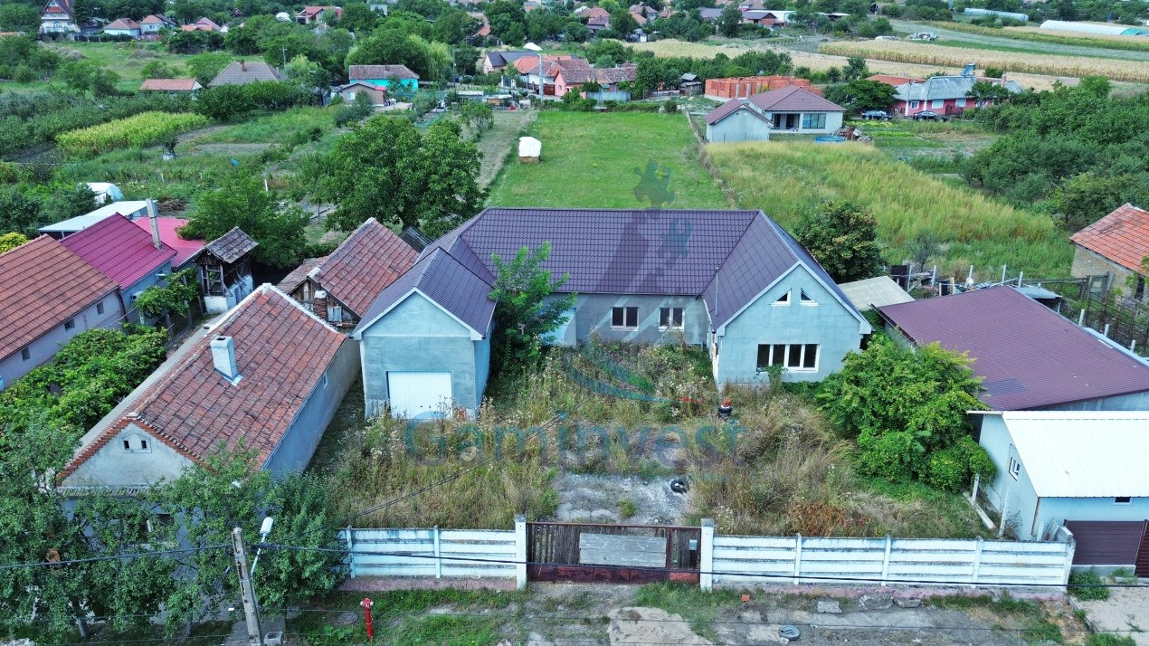 For sale! House with production workshop in Biharia, Bihor, Romania