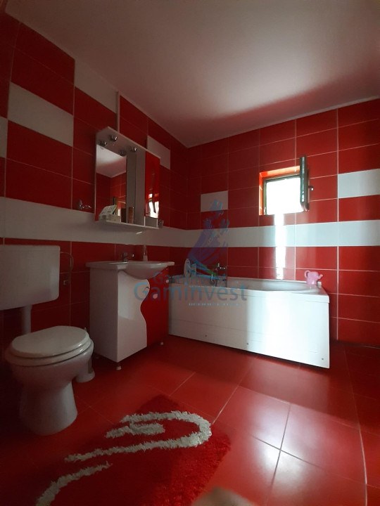 Vila de vanzare, zona Gheorghe Doja, Oradea, Bihor, Romania